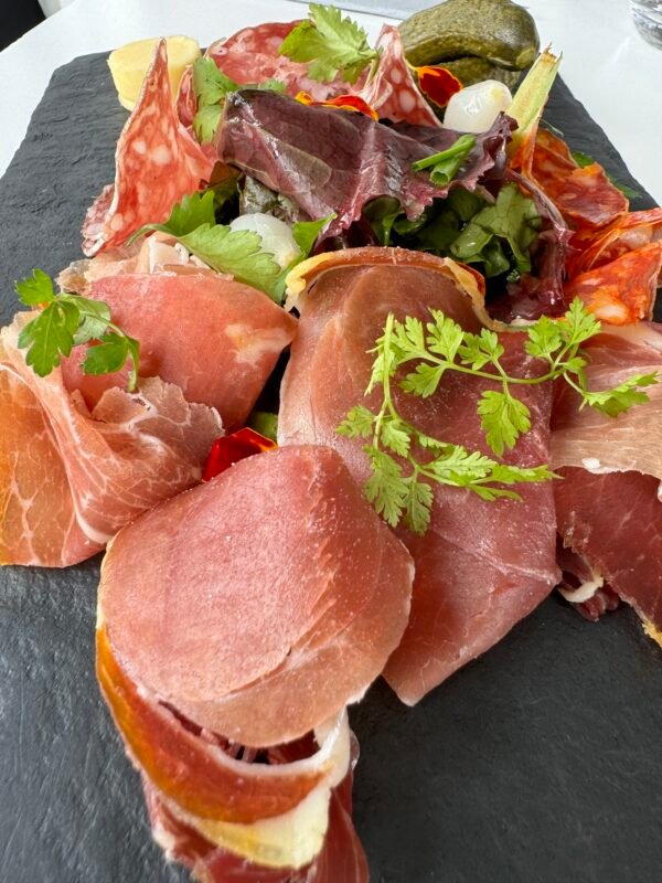 Assiettes de charcuterie