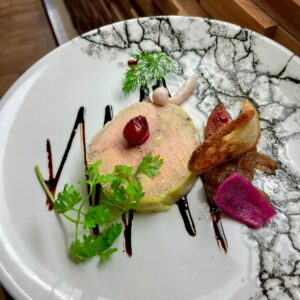 Ballotine de foie gras à l'anguille fumée